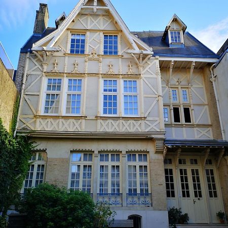 Les Visages Des Tournelles Bed & Breakfast Reims Exterior foto